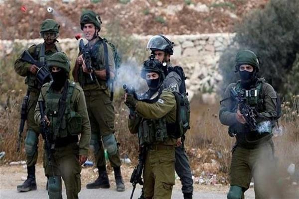 الاحتلال الإسرائيلي يعتقل ثلاثة فلسطينيين من مدينة جنين