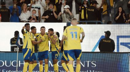 النصر ويوكوهاما مواجهة بذكريات 1992