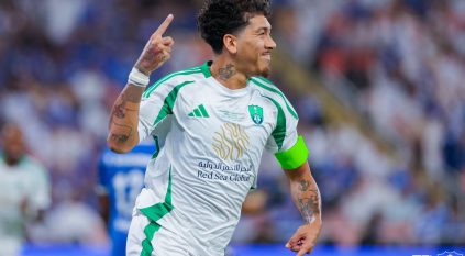 نجوم الأهلي والهلال والنصر يسيطرون على التشكيلة المثالية بآسيا